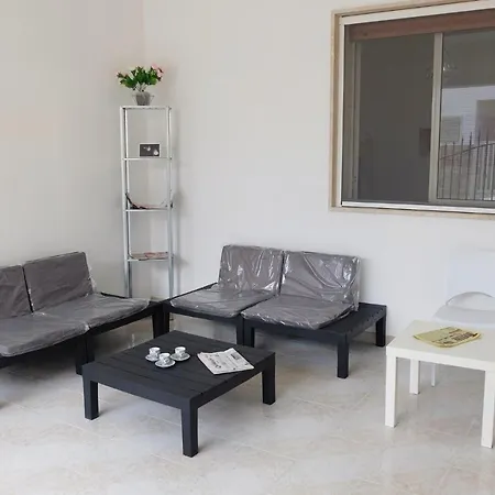 Alice Apartment